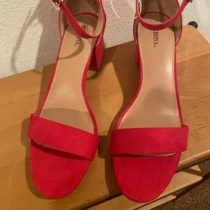 Fushia block heel sandals. Size 10